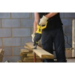 ΣΕΓΑΤΣΑ 1050W ΣΕ ΚΑΣΕΤΙΝΑ STANLEY FME365K-QS