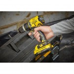 ΚΡΟΥΣΤΙΚΟ ΔΡΑΠΑΝΟΚΑΤΣΑΒΙΔΟ V20 BRUSHLESS 18V (2x4.0Ah) ΜΕ ΚΑΣΕΤΙΝΑ FATMAX STANLEY SFMCD721M2K