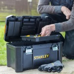 ΕΡΓΑΛΕΙΟΘΗΚΗ "ESSENTIAL" 19" ΜΕ ΜΕΤΑΛΛΙΚΑ ΚΟΥΜΠΩΜΑΤΑ STANLEY STST1-75521