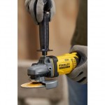 ΓΩΝΙΑΚΟΣ ΤΡΟΧΟΣ V20 18V 125mm (2x4.0Ah) ΣΕ ΒΑΛΙΤΣΑ STANLEY SFMCG400M2K